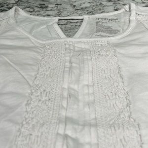 Women’s white Scoop neck shirt with lace detail